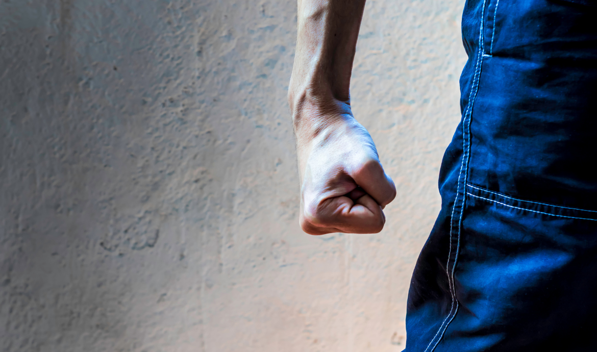 Jak sobie poradzić ze złością? Odpowiadamy